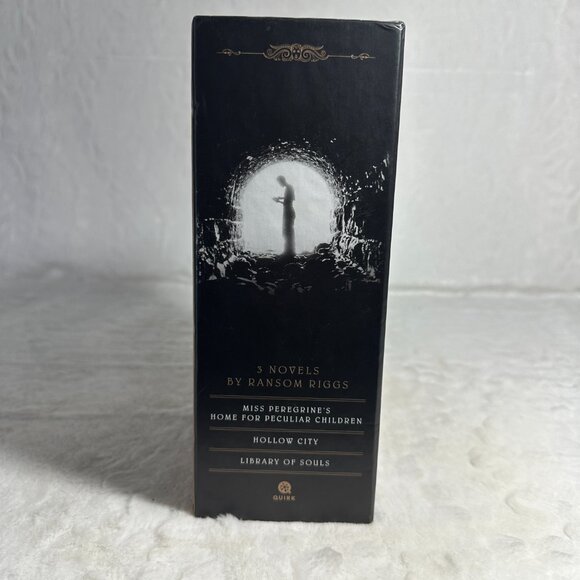 Miss Peregrine's Peculiar Children Boxed Set Hollow City Library of Souls - Picture 6 of 6